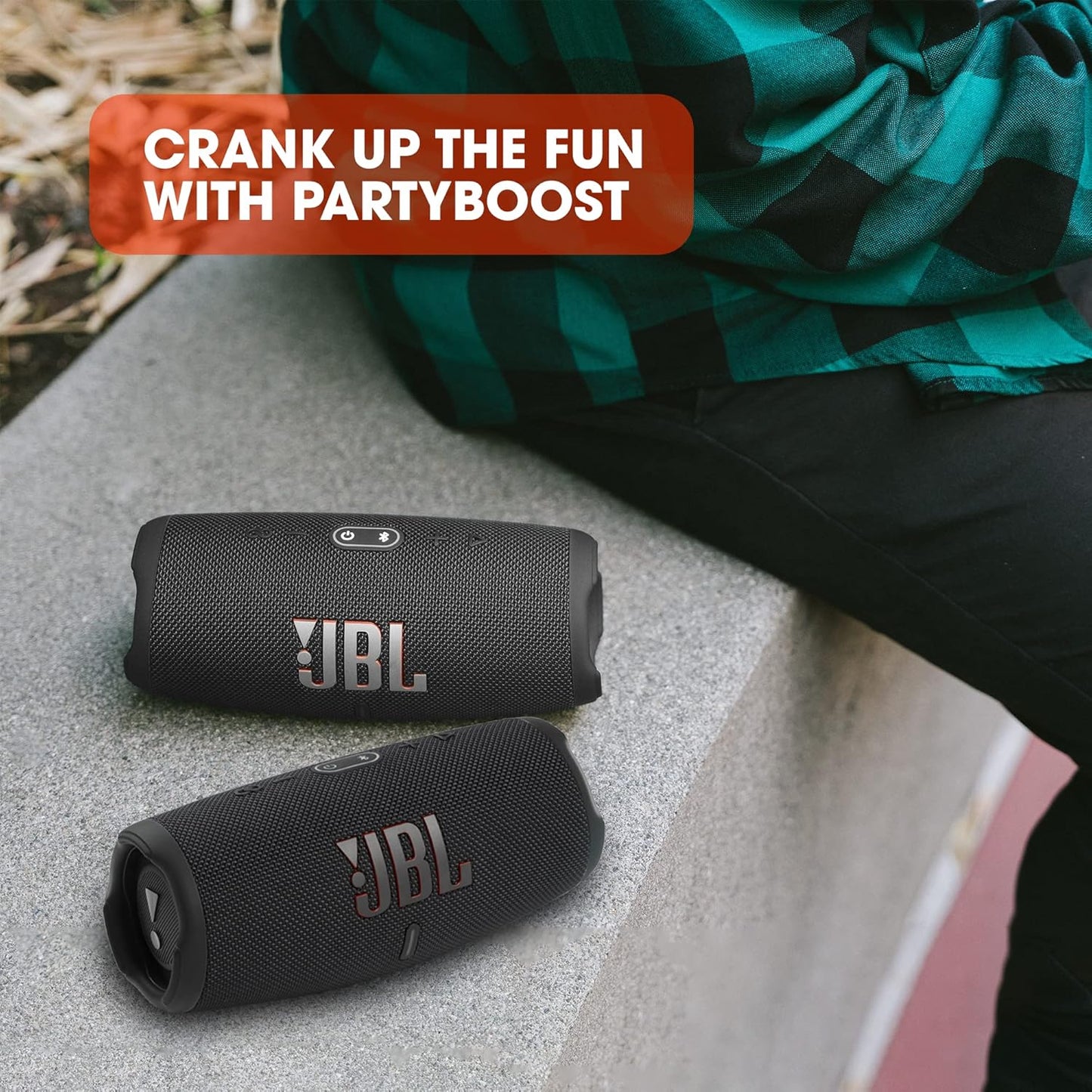 JBL Charge 5 - Portable Bluetooth Speaker with deep bass, IP67 waterproof and dustproof, 20 hours of playtime, built-in powerbank, in black - T
