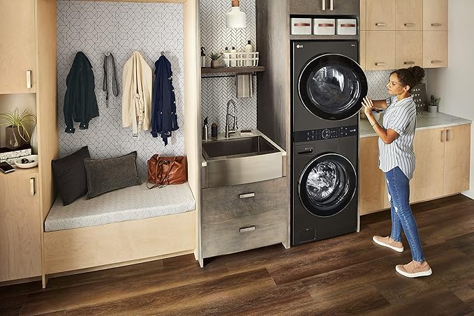 LG WashTower™ With Center Control, 21 /16KG Dryer TurboWash360™,Ready to Dry, Inverter Heat Pump Dryer-FWT2116BS - T