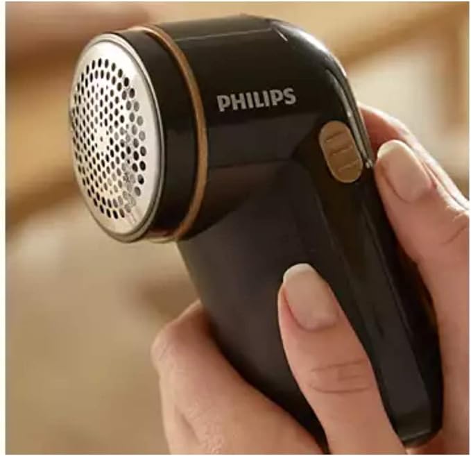 Philips GC026/80 Anti-Pilling and Lint Shaver – Black and Gold