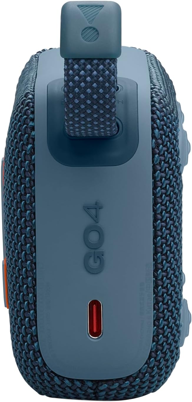JBL Go 4 in Blue - Portable Bluetooth Speaker Box Pro Sound, Deep Bass and Playtime Boost Function - Waterproof and Dustproof - 7 Hours Runtime - T