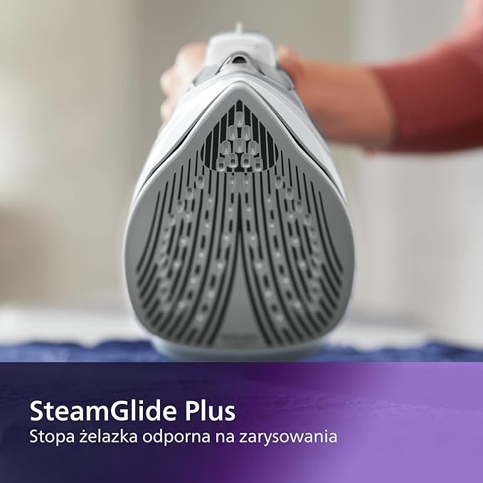 Philips Steam Iron 5000 Series - 40 g/min continuous steam, 160 g steam boost, SteamGlide Plus, Vertical steaming for hanging fabrics - DST5010/10