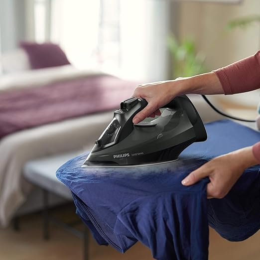 hilips steam iron series 5000, 2600 w power, 45 g/min continuous steam, 200 g steam boost, steamglide plus, dst5040/86, black